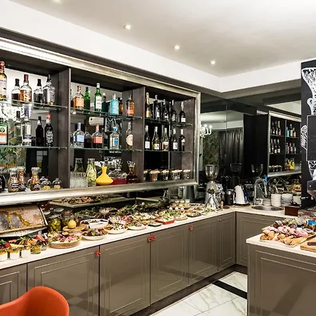Solei Boutique 4* بوزنان