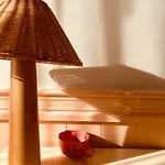 Solei Boutique 4* بوزنان