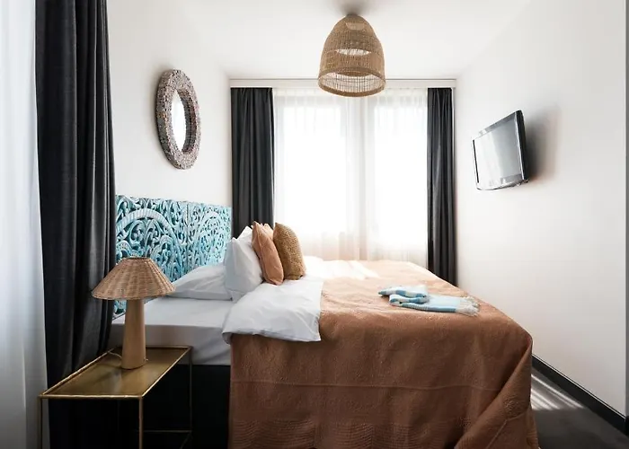 Отель Solei Boutique 4*